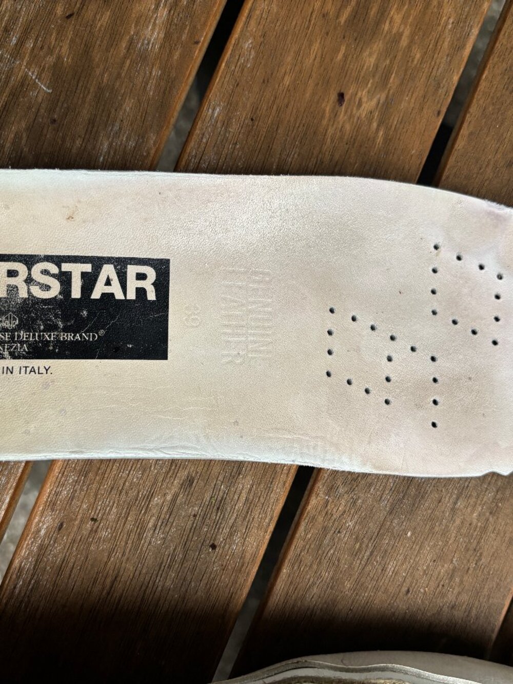 Golden Goose Superstar Sneakers – EU 39 – Distressed Silver Glitter - Picture 11 of 16
